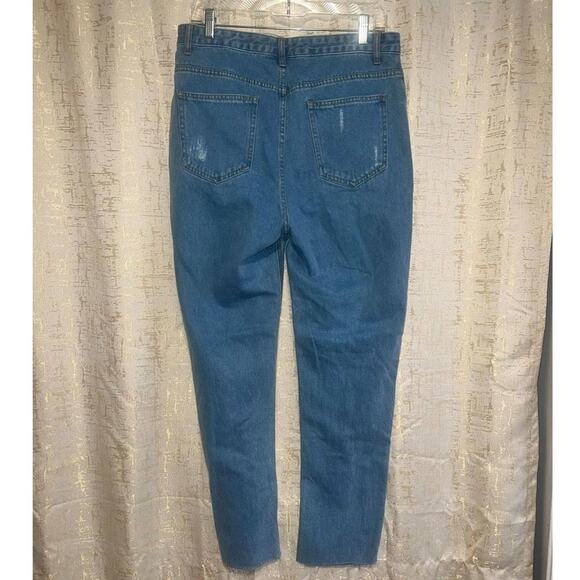 NWT BooHoo Blue Jeans Straight Leg Distressed Casual Everyday Women's Size 12 - Picture 3 of 5